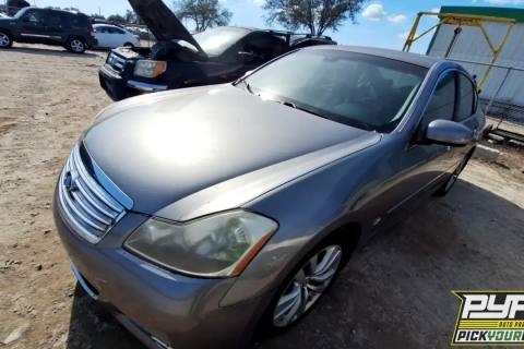 Photo of 2010 Infiniti M35