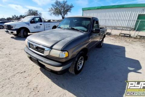 Photo of 2000 Mazda B2500