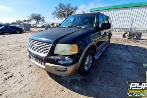 Photo of 2004 Ford Expedition