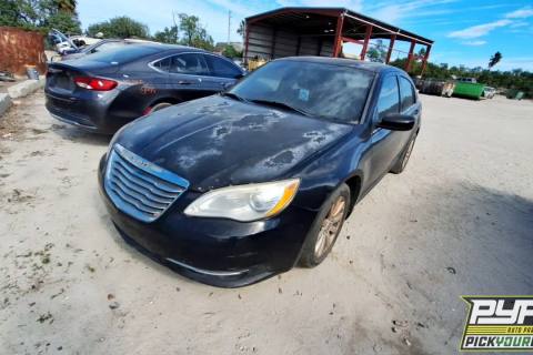 Photo of 2011 Chrysler 200