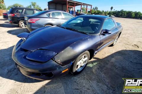 Photo of 2000 Pontiac Firebird