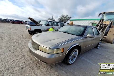 Photo of 2002 Cadillac Seville