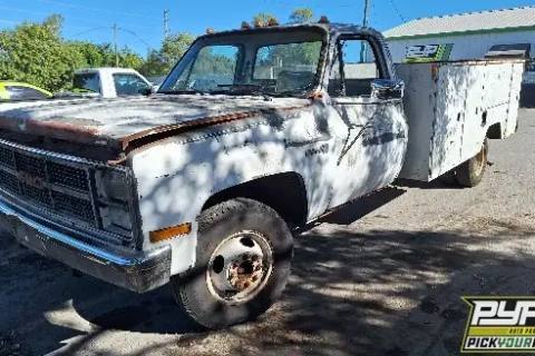 Photo of 1984 Gmc K3500