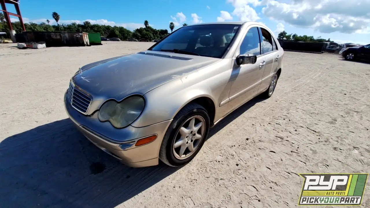 Photo of 2002 Mercedes-Benz C320