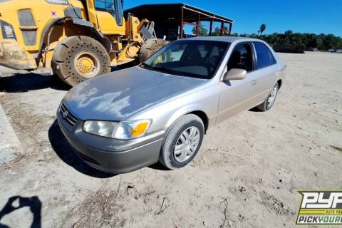 Photo of 2001 Toyota Camry