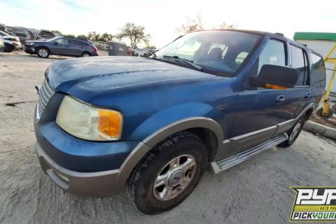 Photo of 2004 Ford Expedition