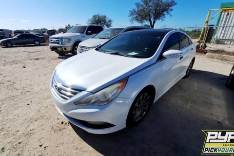 Photo of 2014 Hyundai Sonata