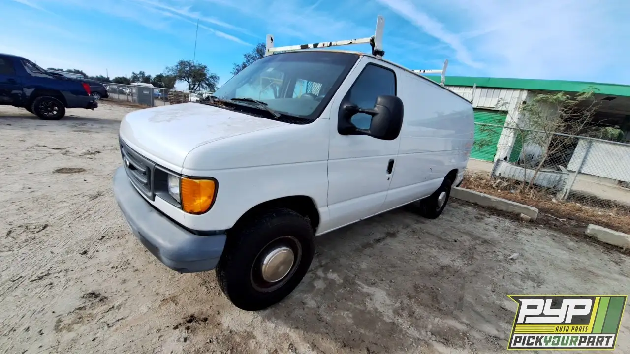 Photo of 2003 Ford E-250