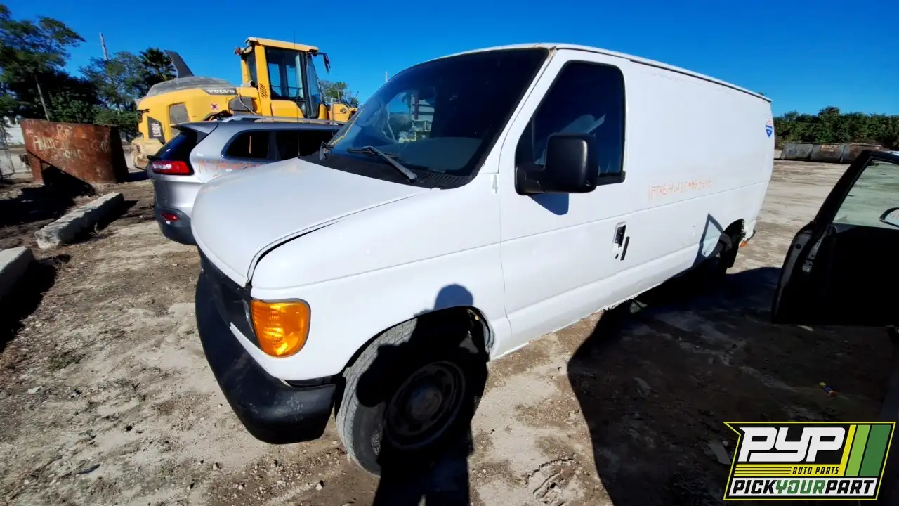 Photo of 2005 Ford E-150