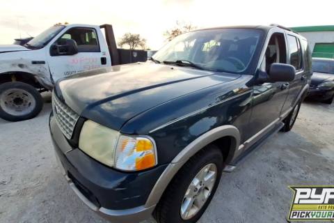 Photo of 2003 Ford Explorer