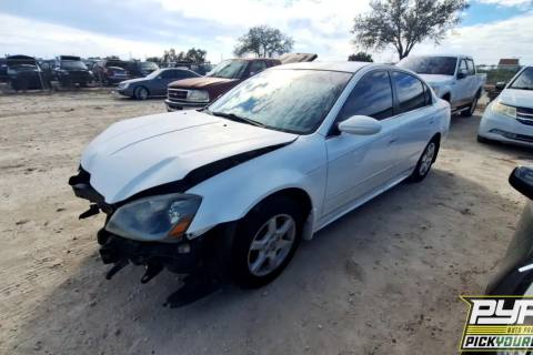 Photo of 2005 Nissan Altima
