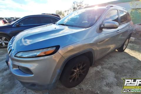 Photo of 2014 Jeep Cherokee