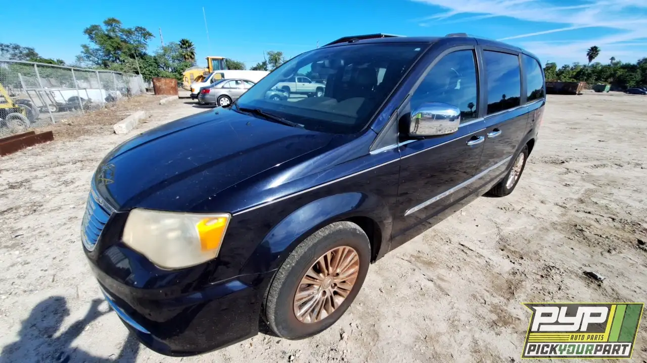 Photo of 2011 Chrysler Town & Country