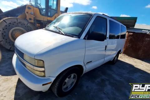 Photo of 2002 Chevrolet Astro