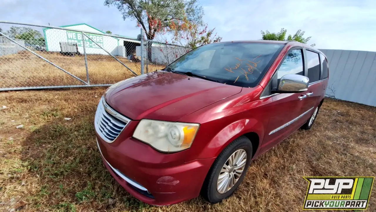 Photo of 2012 Chrysler Town & Country