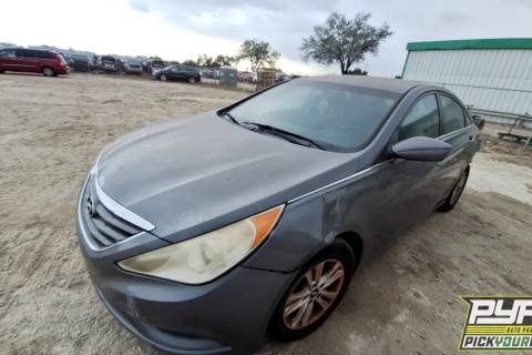 Photo of 2011 Hyundai Sonata