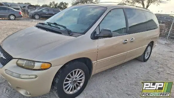 Photo of 1999 Chrysler Town & Country