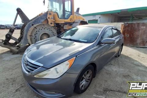Photo of 2013 Hyundai Sonata