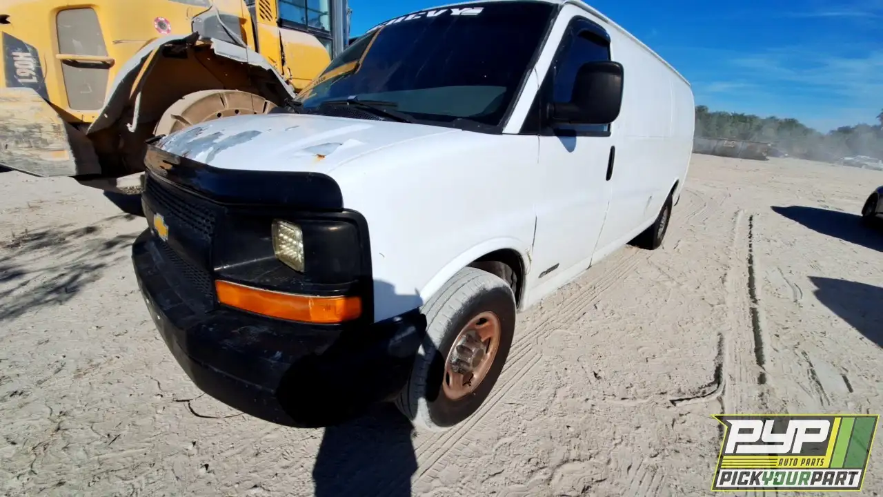 Photo of 2005 Chevrolet Express 3500