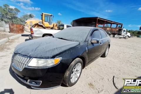 Photo of 2010 Lincoln Mkz