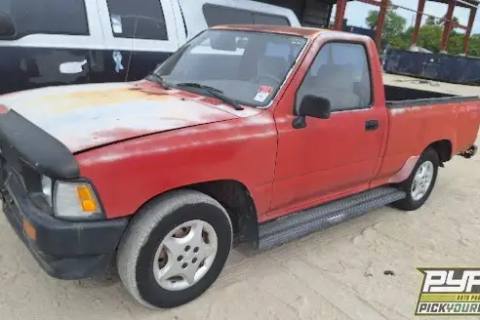 Photo of 1993 Toyota Pickup