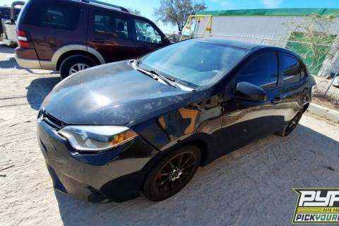 Photo of 2015 Toyota Corolla