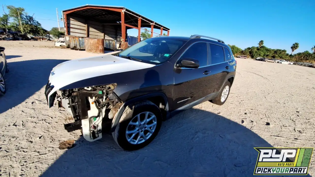 Photo of 2015 Jeep Cherokee