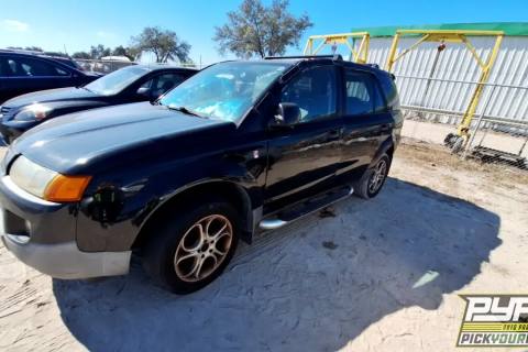 Photo of 2003 Saturn Vue