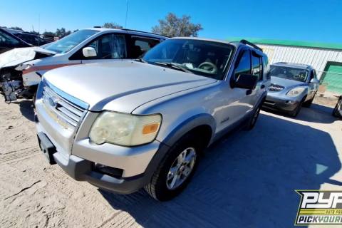 Photo of 2006 Ford Explorer