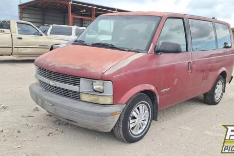 Photo of 1995 Chevrolet Astro
