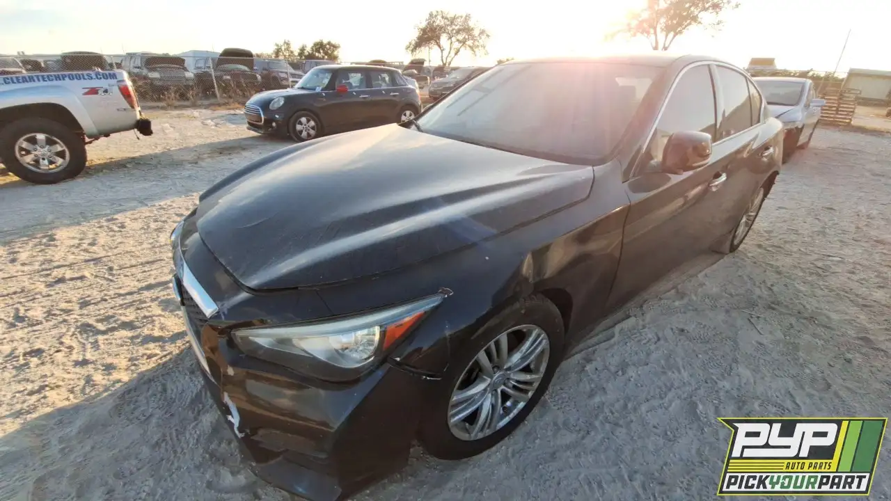 Photo of 2015 Infiniti Q50