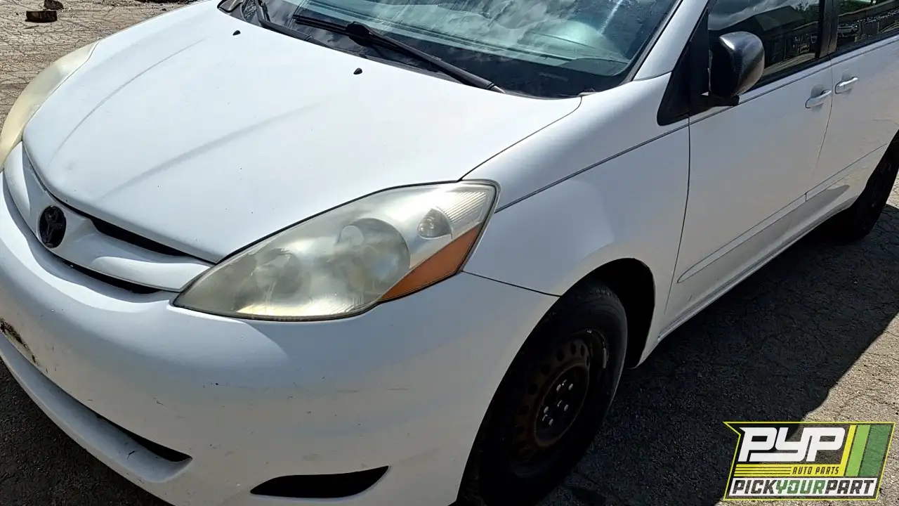 Photo of 2007 Toyota Sienna