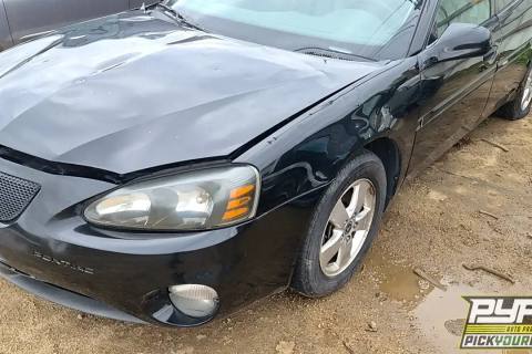 Photo of 2005 Pontiac Grand Prix