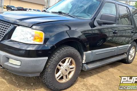 Photo of 2003 Ford Expedition