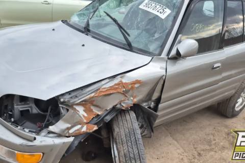 Photo of 1999 Toyota Rav4