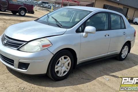 Photo of 2010 Nissan Versa