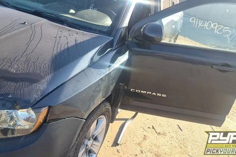 Photo of 2014 Jeep Compass