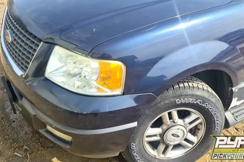 Photo of 2003 Ford Expedition