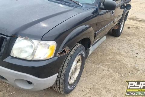 Photo of 2001 Ford Explorer Sport Trac