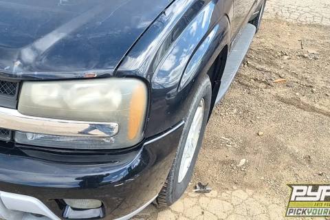 Photo of 2002 Chevrolet Trailblazer