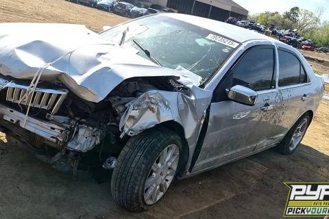 Photo of 2010 Lincoln Mkz