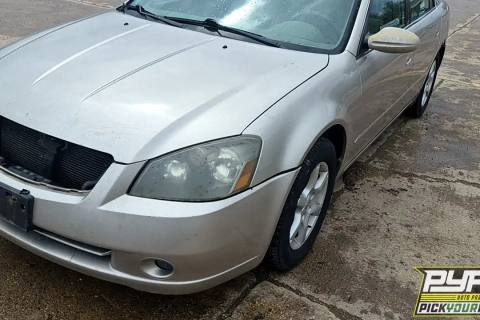 Photo of 2005 Nissan Altima