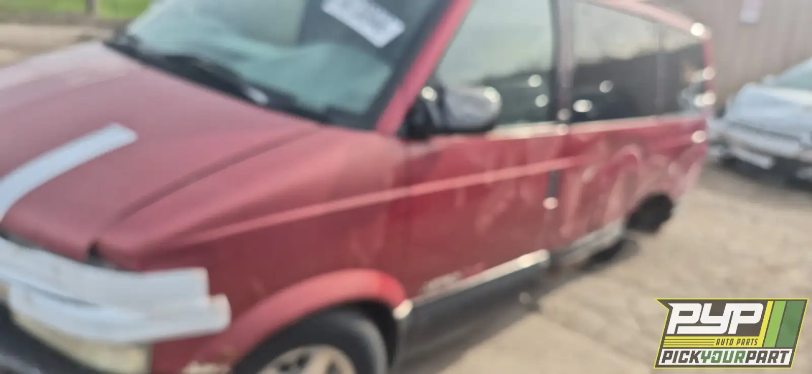 Photo of 1999 Chevrolet Astro