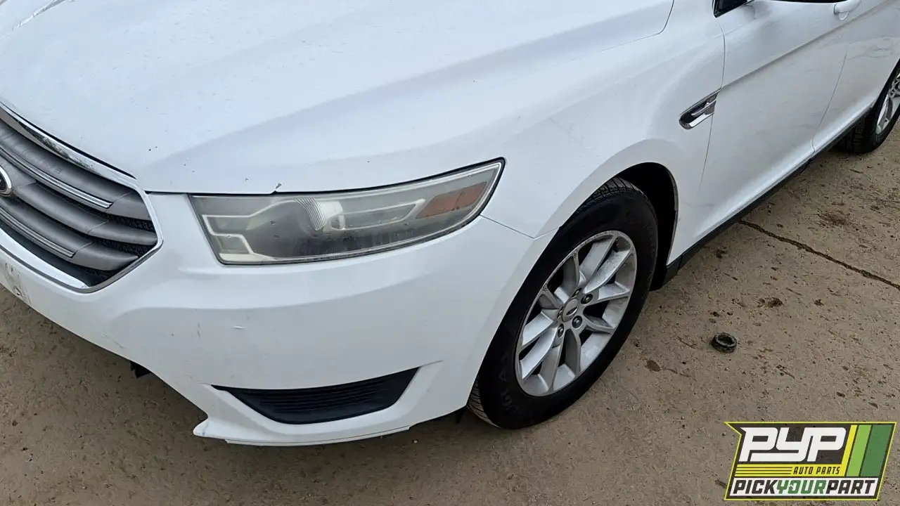 Photo of 2013 Ford Taurus