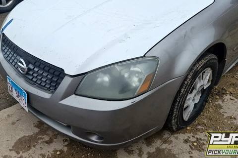 Photo of 2005 Nissan Altima