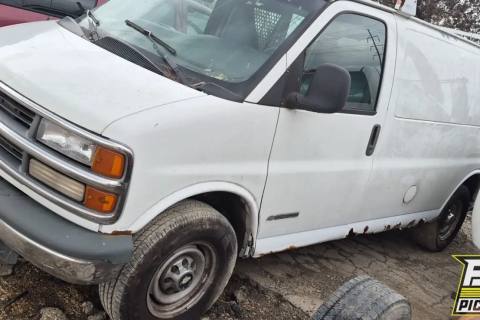 Photo of 1998 Chevrolet Express 3500