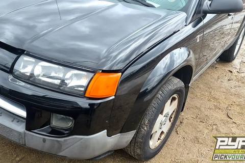 Photo of 2004 Saturn Vue