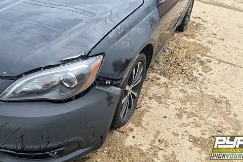 Photo of 2012 Chrysler 200