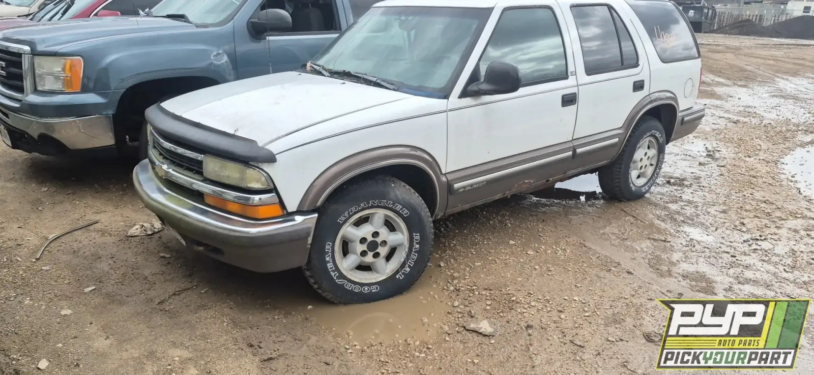 Photo of 1998 Chevrolet Blazer
