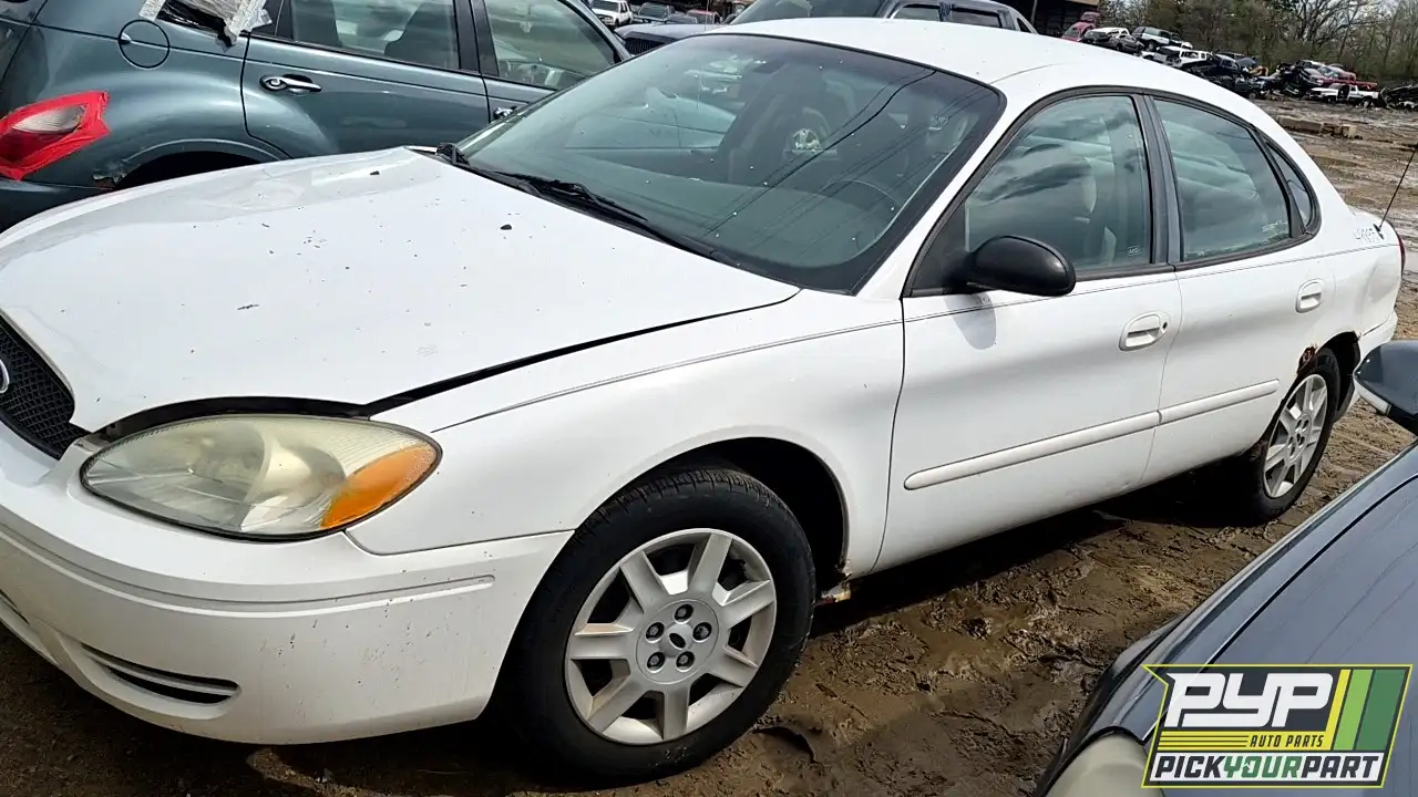 Photo of 2005 Ford Taurus